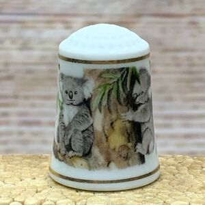 Vintage WWF 1981 Bone China Koala Bear Thimble Collectible‎ Souvenir